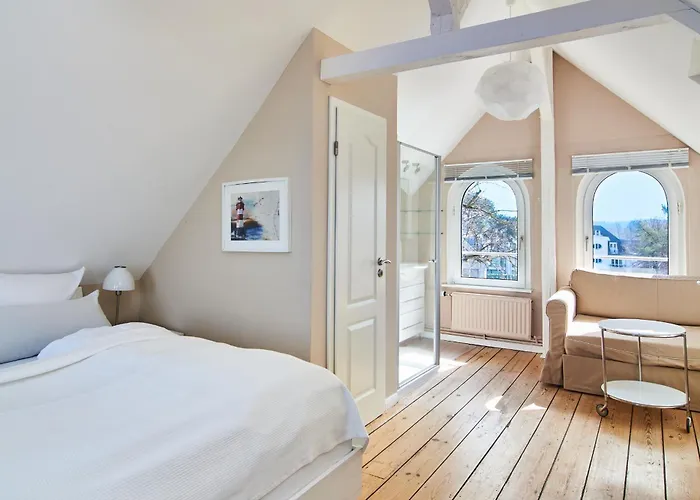 Villa Duenenblick Doppelzimmer Leuchtturm