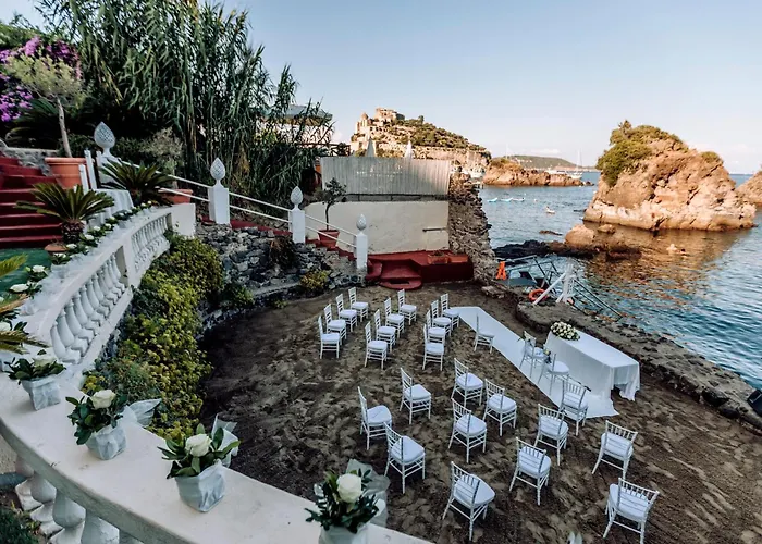 Strand Hotel Delfini
