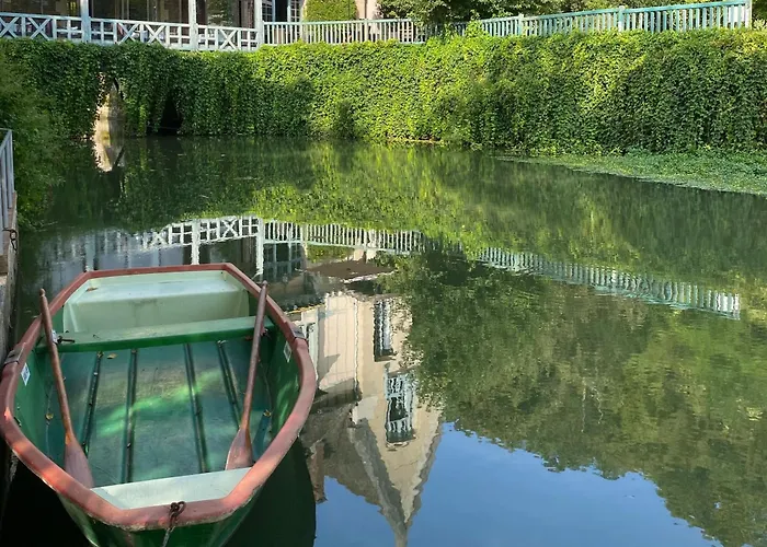 Le Moulin De Connelles