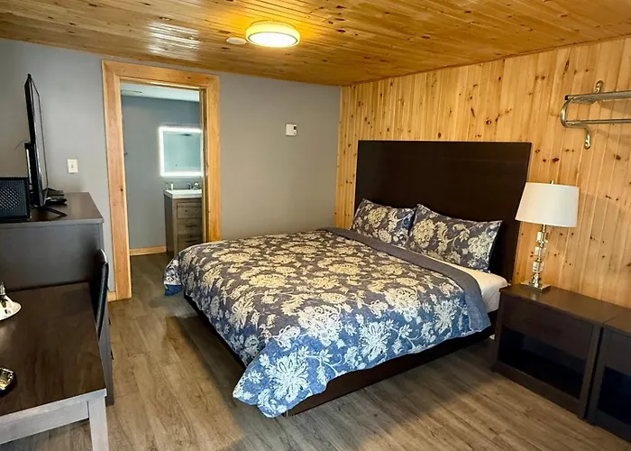 Mackenzie Motel & Cottages