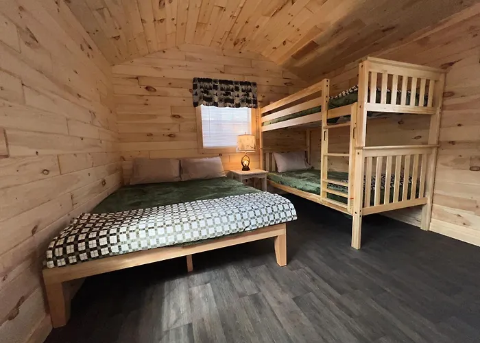 Sister Lakes Glamping Cabin At Wonder Woods #2