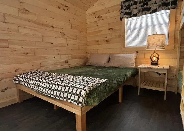 Sister Lakes Glamping Cabin At Wonder Woods #2