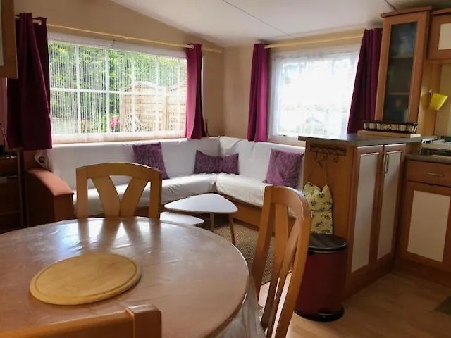Mobil Home 4 Personnes, Entre Riviere Et Mer