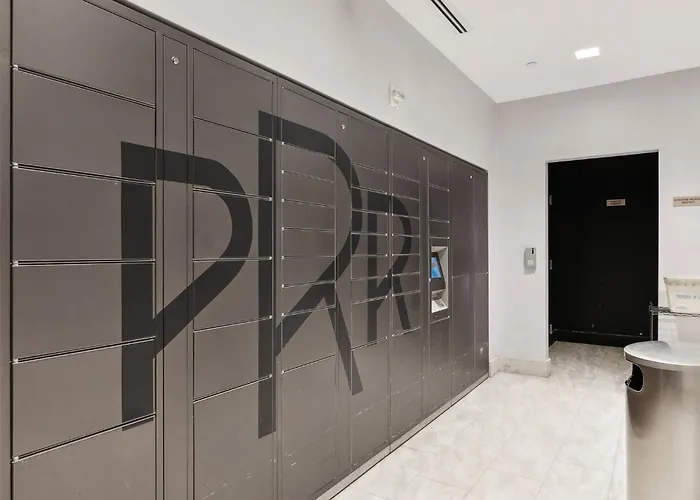 Placemakr Downtown Pittsburgh At The Pennsylvanian