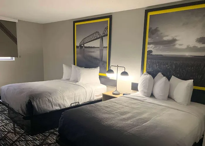 Super 8 By Wyndham Kirksville-University Area