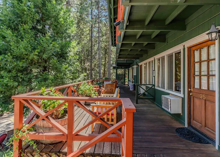 Narrow Gauge Inn