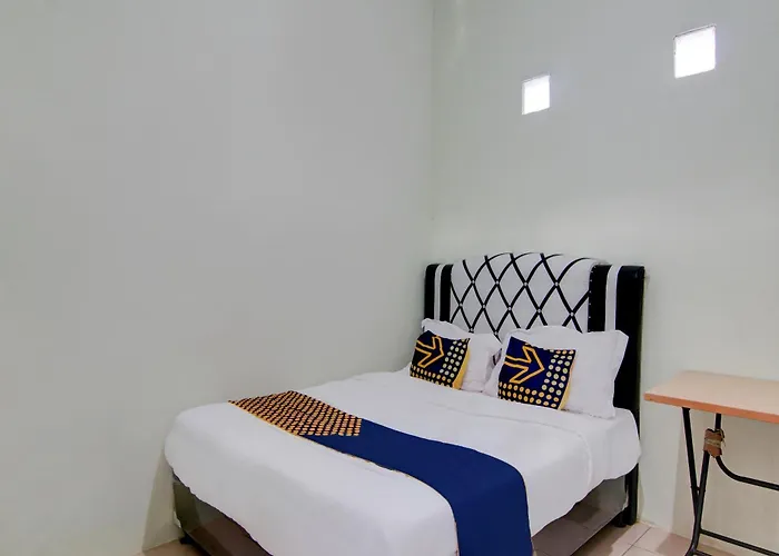 Hotel O Awi Stay Syariah Near Simpang Kawasan Industri Wilmar Pelintung