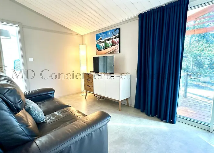 Chalet En Bord De Plage