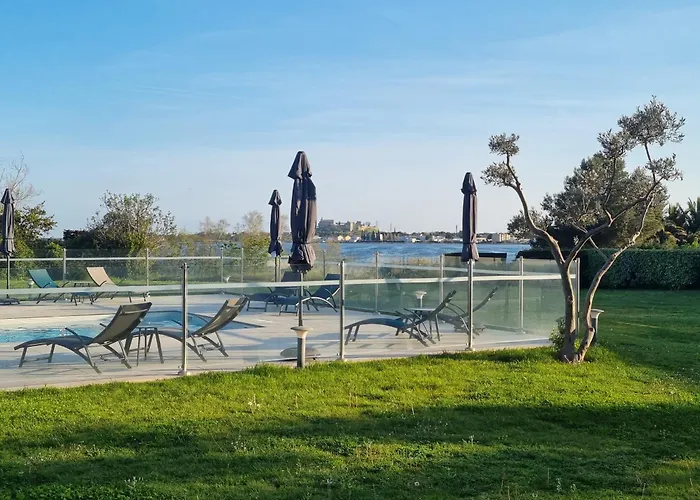 Ariane Hotel Fos Sur Mer