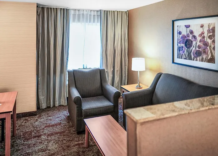 Crystal Inn Hotel & Suites - Midvalley