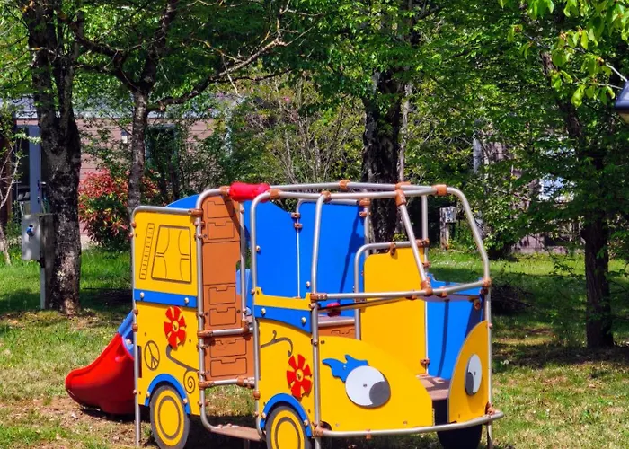 Camping Les Charmes