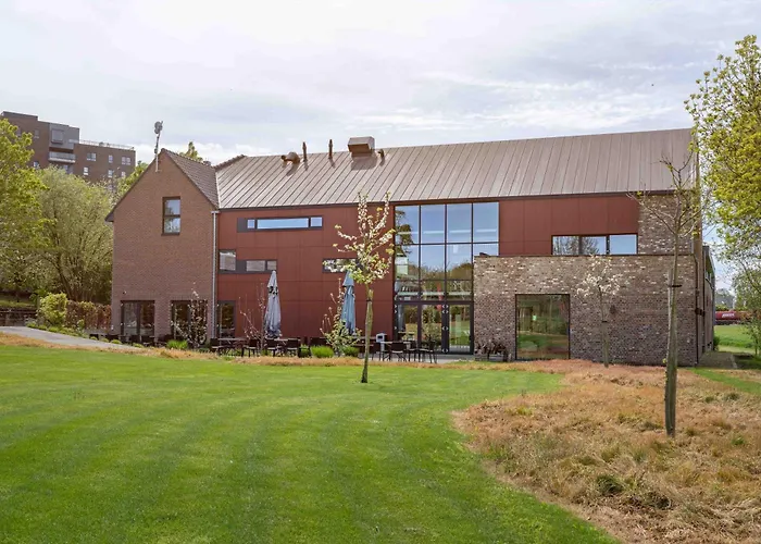 Hof Van Stayen