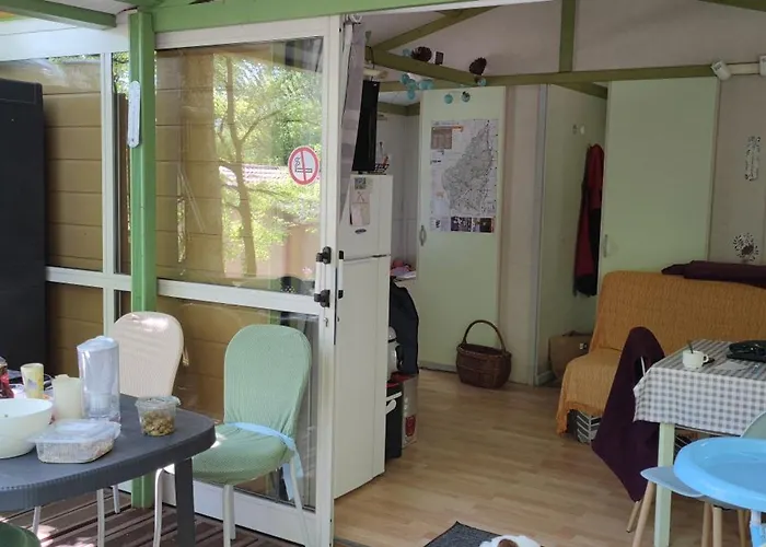 Chalet Dans Camping 3 Etoiles A Voguee