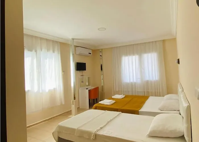 Mandarin Beach Hotel