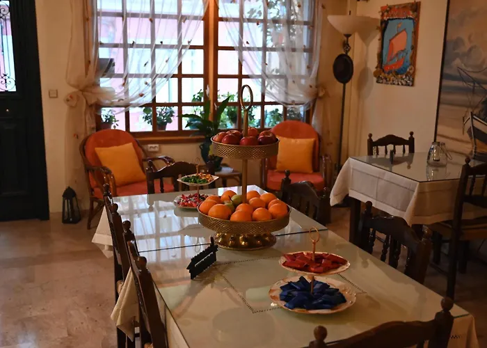Samaina Hotel