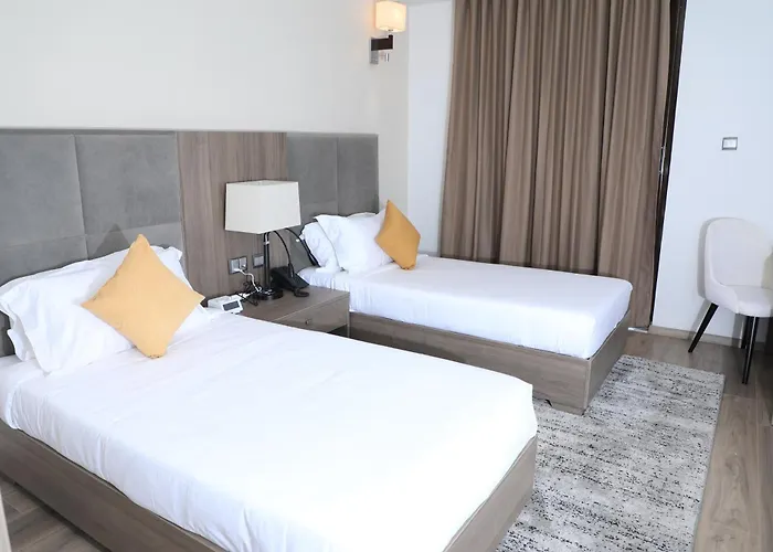Th Bonroyal Hotel
