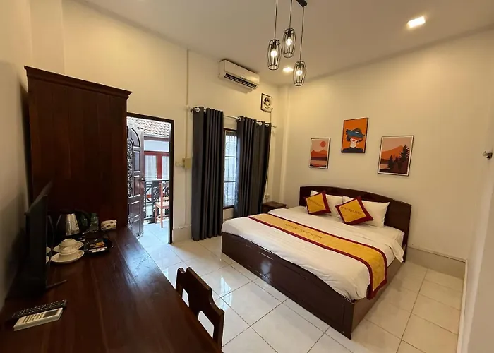 A P S Hotel