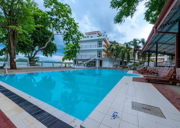 Centauria Lake Resort