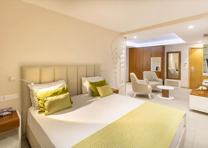 Luna Boutique Hotel