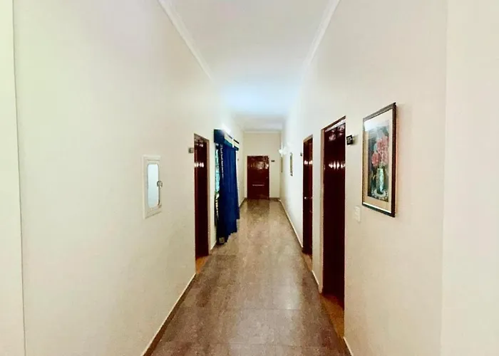 New Pakeeza Hotel