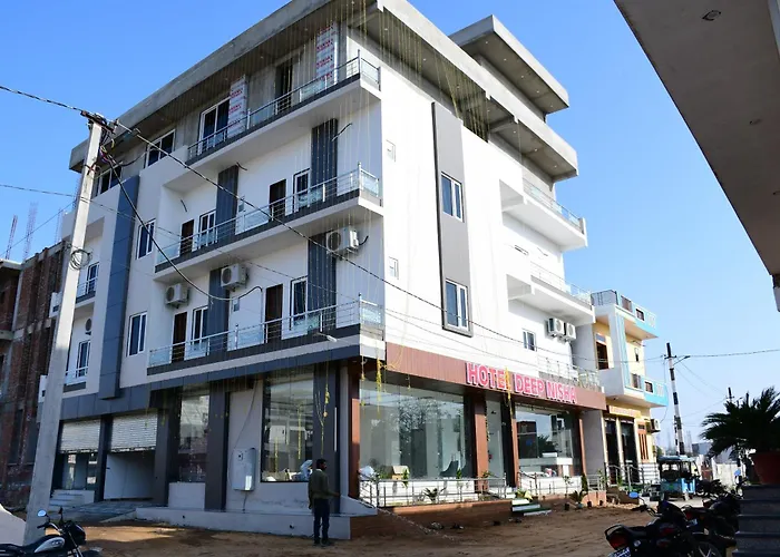Hotel Deep Nisha