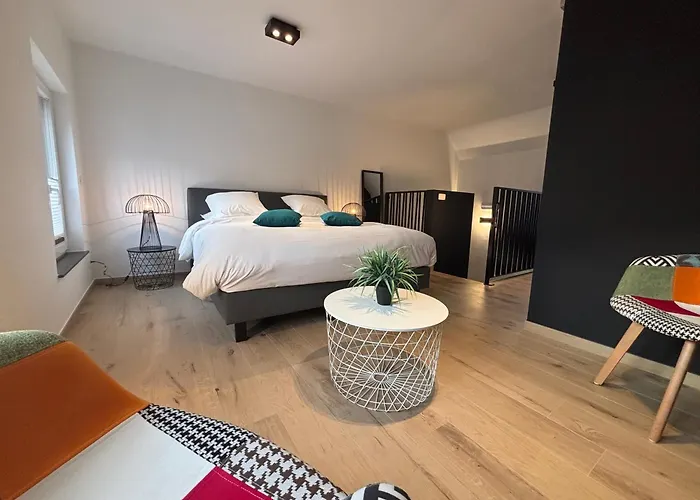 -1331- Chambres A Louer