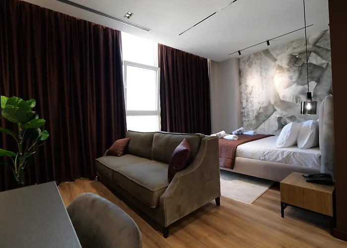 Dial Hotel