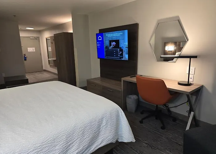 Holiday Inn Express & Suites - Smithfield/Selma By Ihg