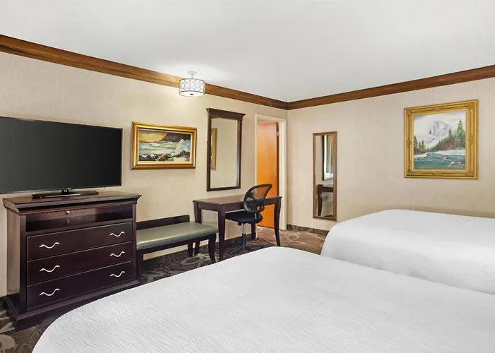 Best Western Plus Yosemite Gateway Inn