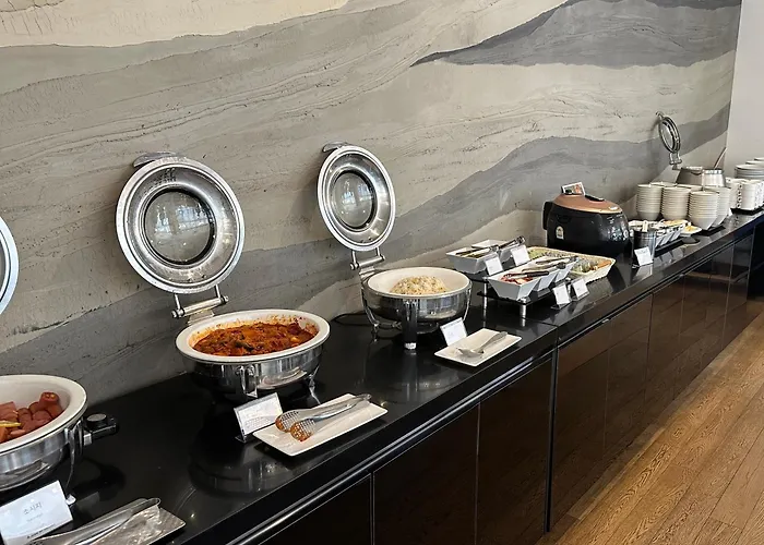 Gangneung City Hotel