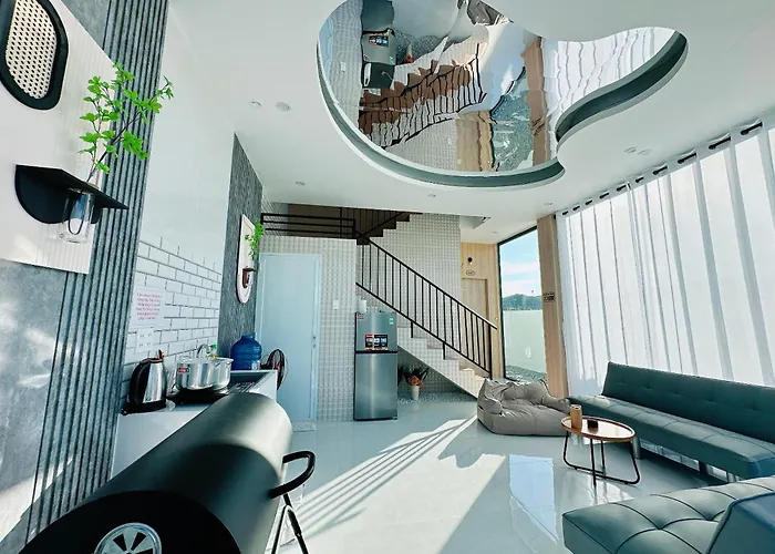 Sele House