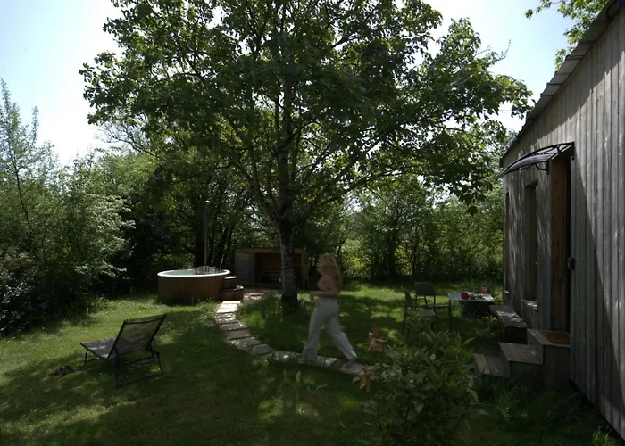 Les Cabanes De Julie
