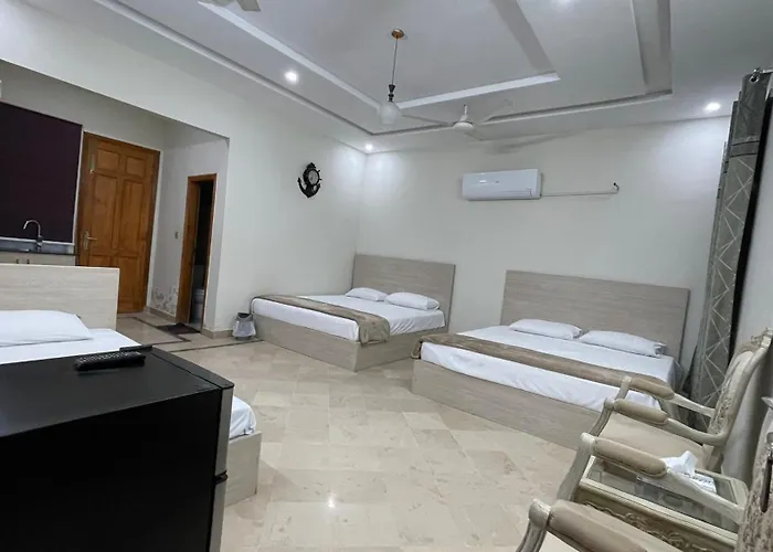 Midways Guest House And Hotels