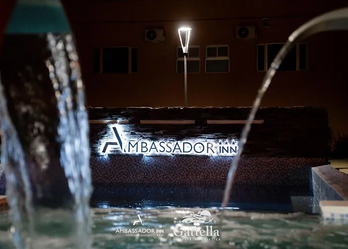 Hotel Ambassador Inn