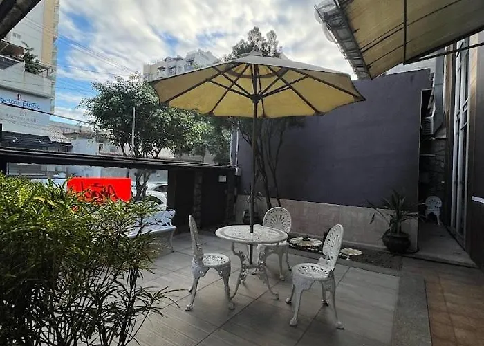 Praia Da Costa Suites