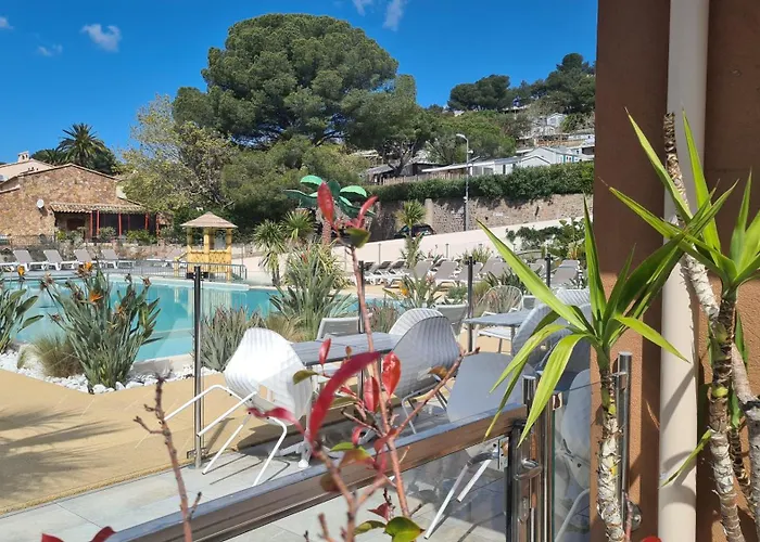 Au Petit Paradis