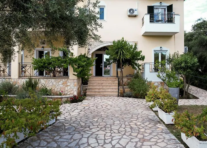 Chrisovalanto Hotel