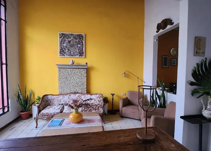 Las Mananitas Casa Hotel