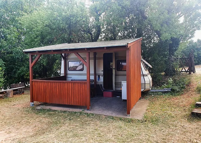 Mandel Camping