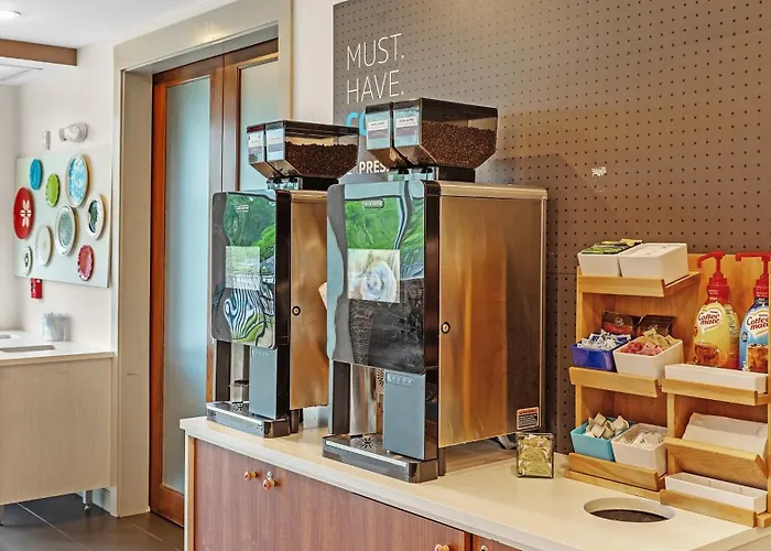Holiday Inn Express & Suites Mobile - University Area By Ihg