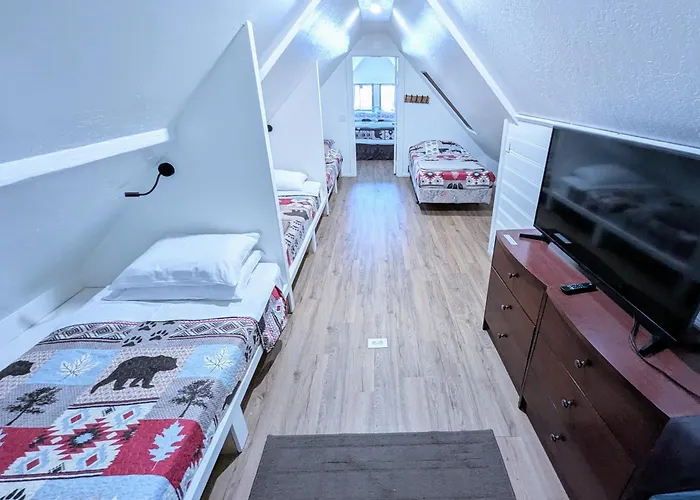 Fox N Bear Cottages Big Bear