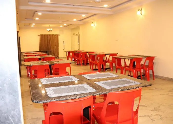 Posh Hotel-Best Business Hotel In Gulbarga
