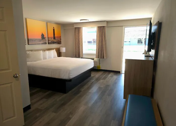 Days Inn And Suites By Wyndham Port Huron