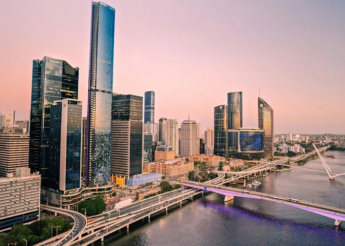 W Brisbane