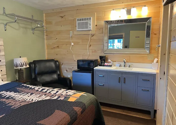 Cedars Motel