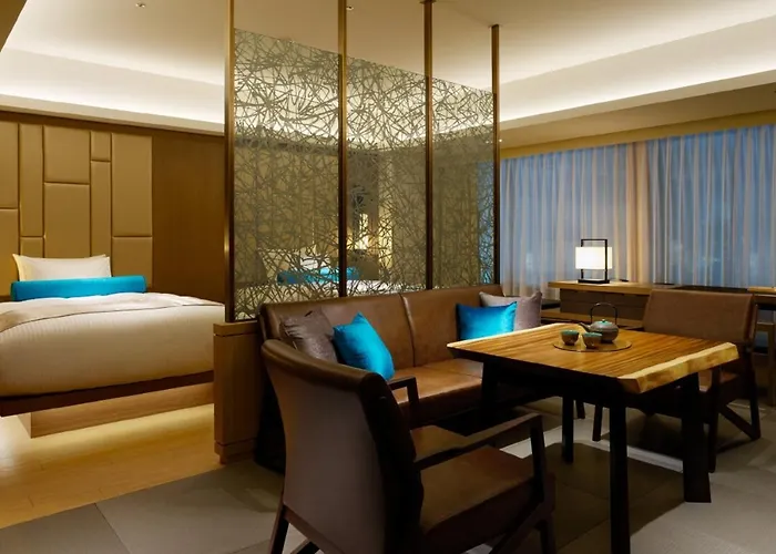Hotel Atlantiis Suites Near Igi Airport
