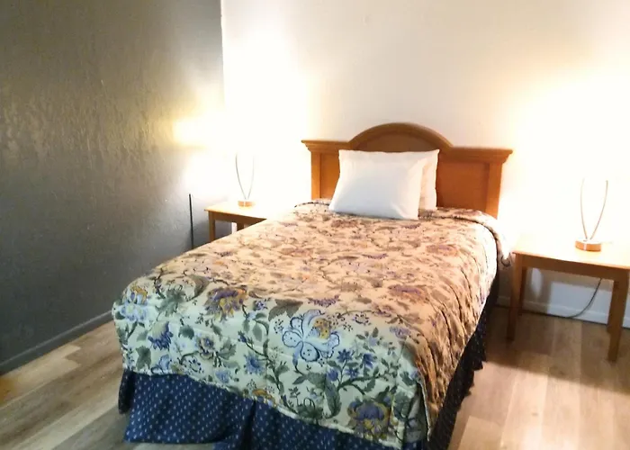 Blueway Inn And Suites El Dorado