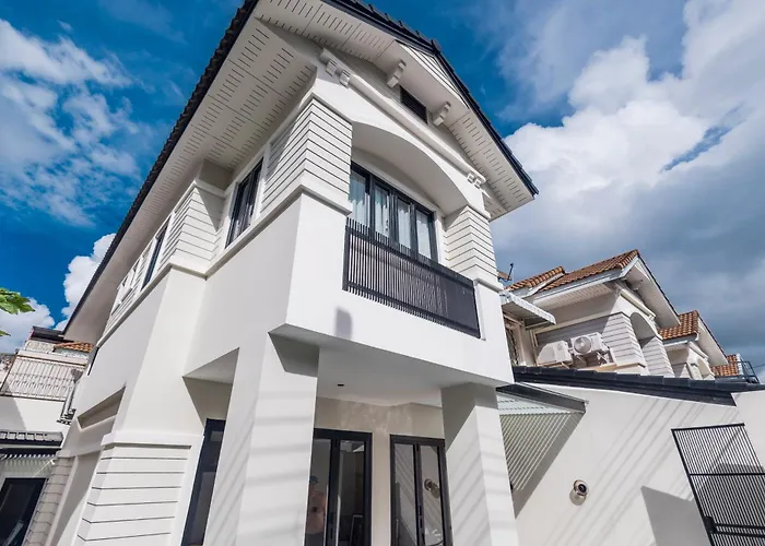5Br Modern Luxury Pool Villa Patong Tpsv140