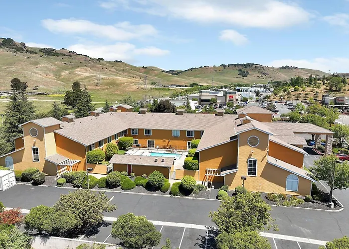 Quality Inn Near Six Flags Discovery Kingdom-Napa Valley