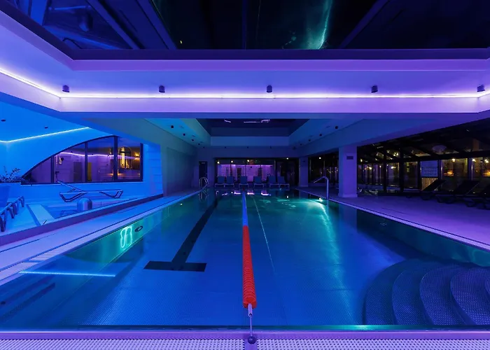 Molfar Resort Hotel & Spa Карпати